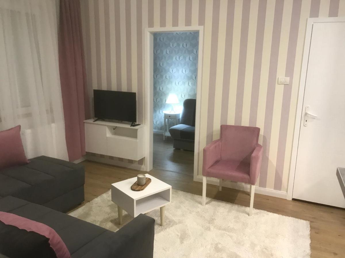 Apartman Kristina Free Parking نوفي ساد المظهر الخارجي الصورة